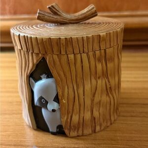 Mainstays Woodland Creatures Raccoon Kids Resin Cotton Bathroom Jar With Lid